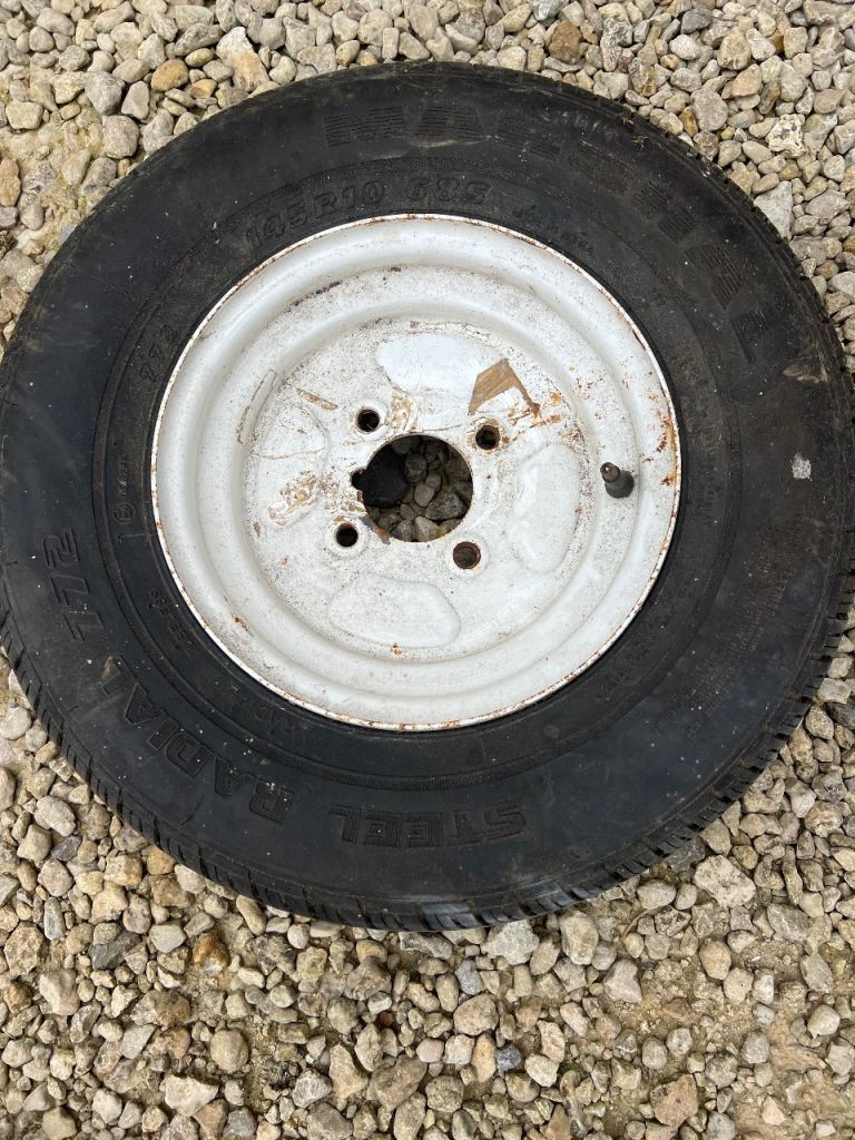 Trailer wheel and tyre 145R 10