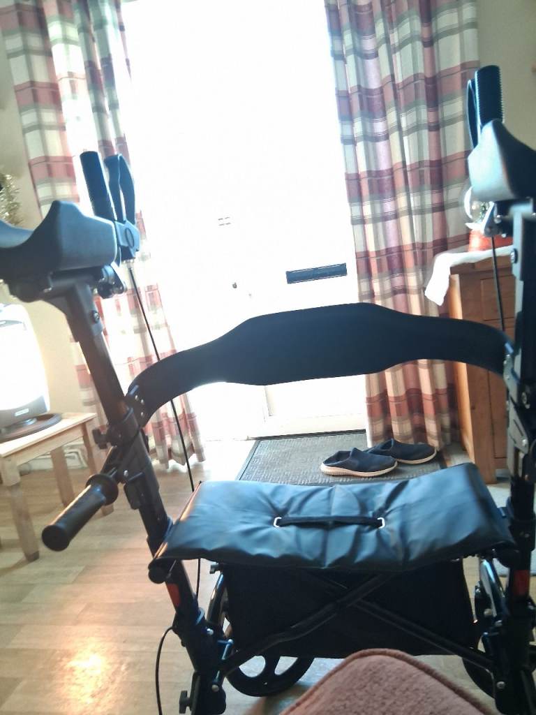 Helavo Arthritis Rollator