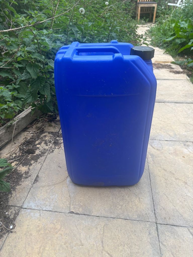 Diesel containers 