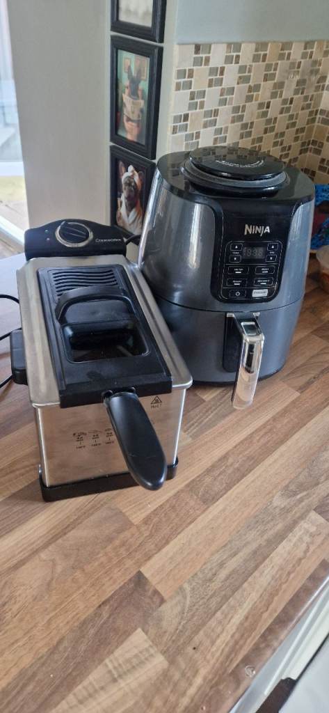 Ninja Air Fryer and Deep Fat Fryer – Good Condition