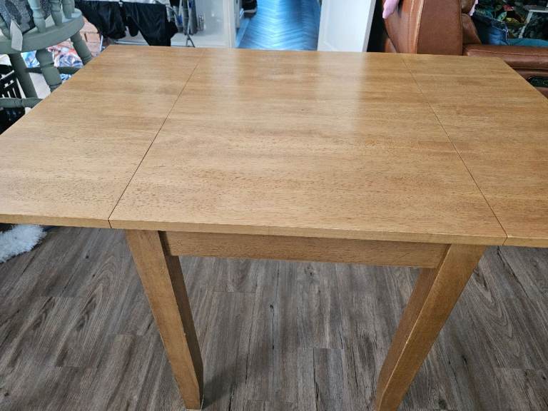 image for Oak Extendable Dining Table