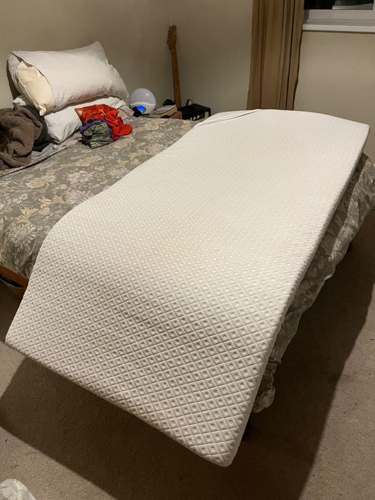 7.5cm memory foam single mattress topper 