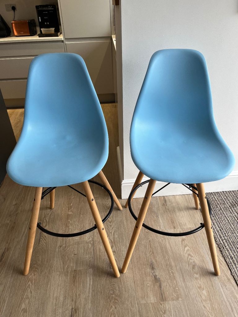 2 x Blue Kitchen Bar Stools vgc