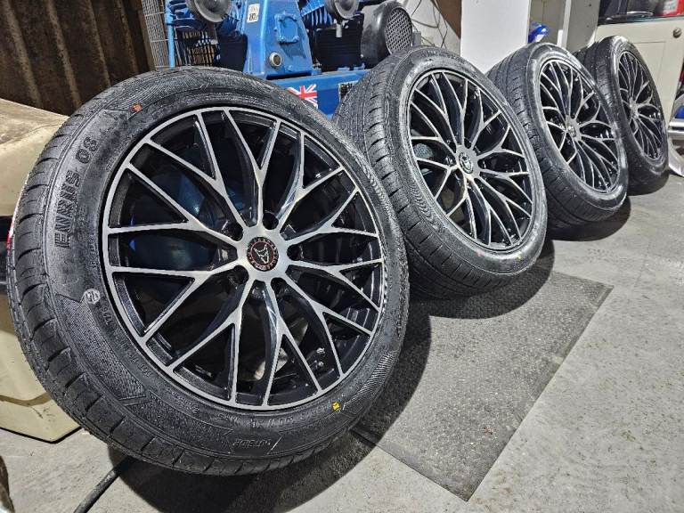 18" 5x120 Black Wolfrace alloy wheels Brand New tyres Volkswagen Vw T5 T6 Transporter Van Camper
