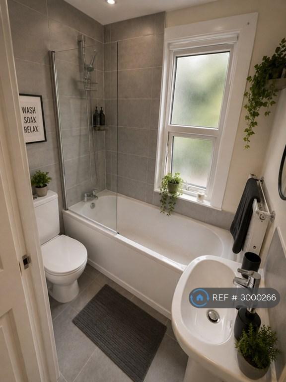 1 bedroom in Rosebery Road, Gillingham, ME7 (#3000266)