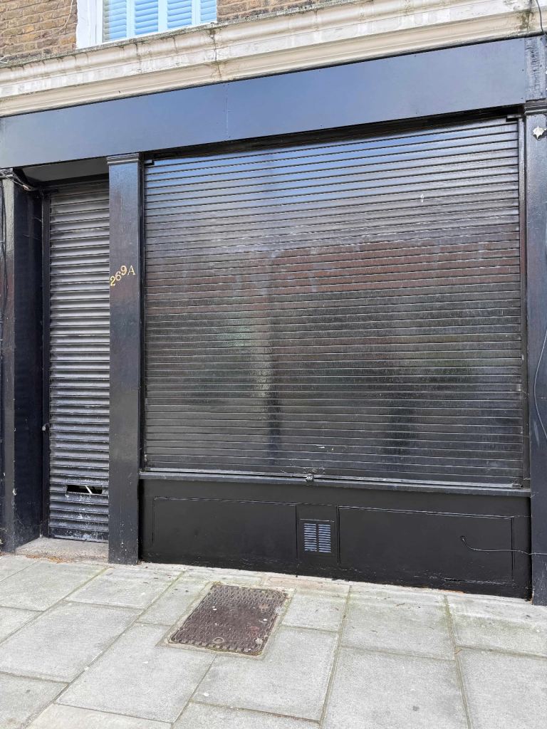 Secure Commercial Unit Near Portobello Road – Ideal for Beauty, Office or Studio