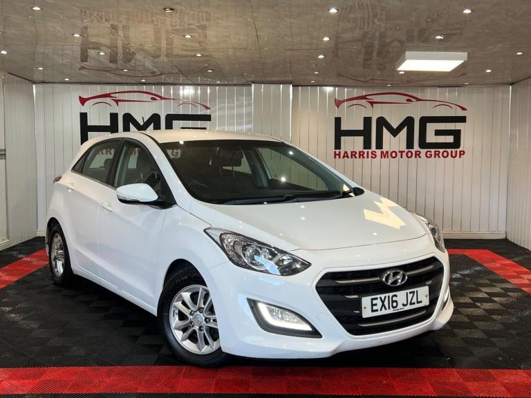 2016 Hyundai i30 1.6 CRDi Blue Drive SE Nav Euro 6 (s/s) 5dr HATCHBACK Diesel Manual