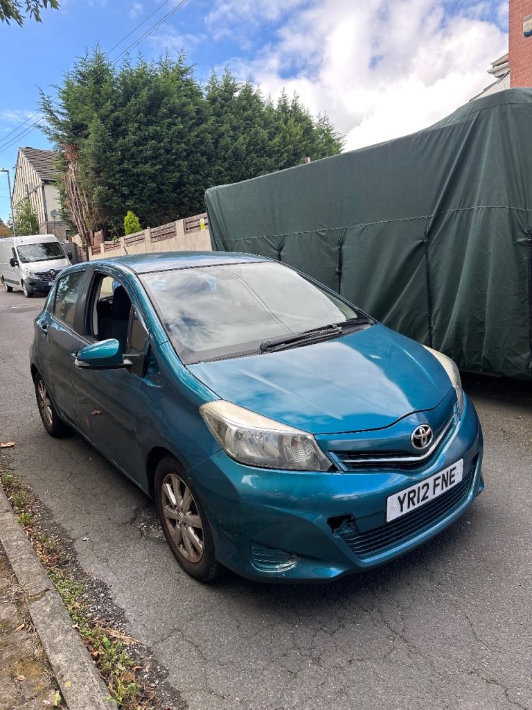Toyota, YARIS, Hatchback, 2012, Manual, 1329 (cc), 5 doors