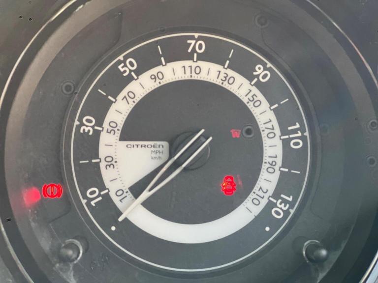 CITROEN C3 1.2 PureTech Platinum Euro 6 5dr 2016