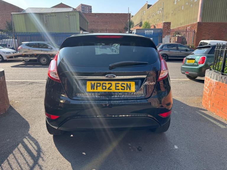 2012 Ford Fiesta 1.6 Titanium 5dr Powershift HATCHBACK Petrol Automatic