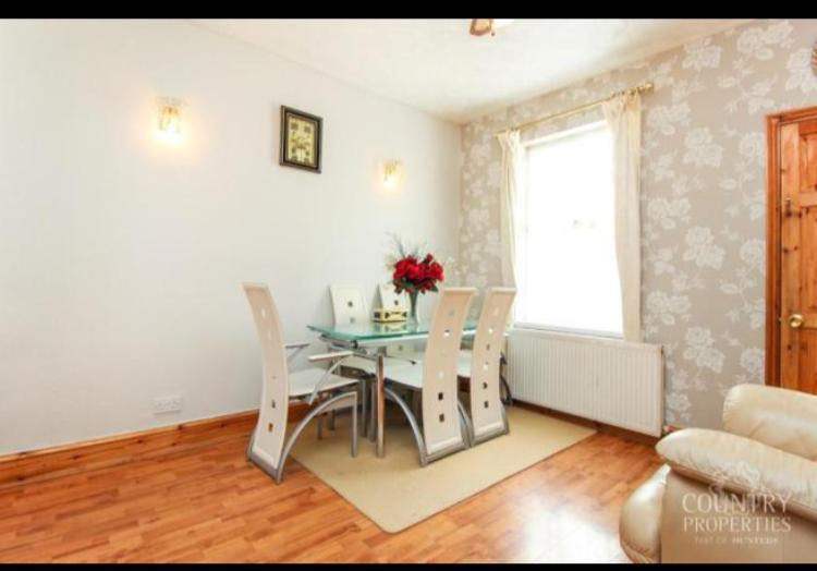Three bedroom bedford house for rent
