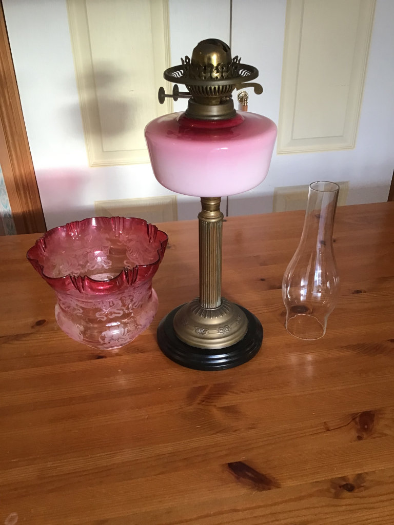 OIL LAMP  DUPLEX VICTORIAN
