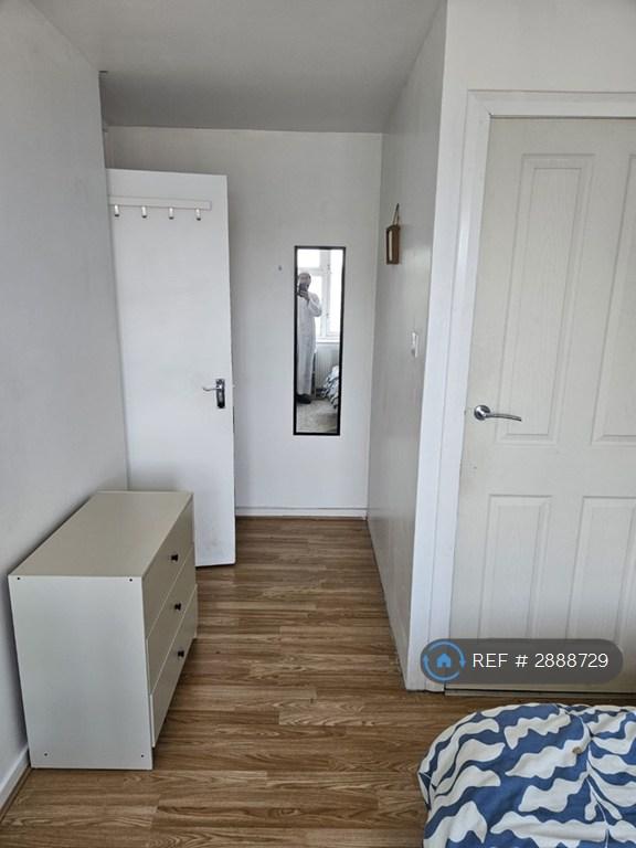 5 bedroom house in Brooks Road, London, E13 (5 bed) (#2888729)