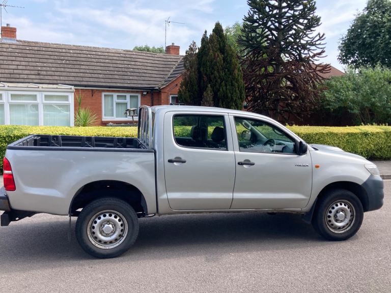 TOYOTA HILUX, Pick Up, 2015, Manual, 2494 (cc) hi-lux