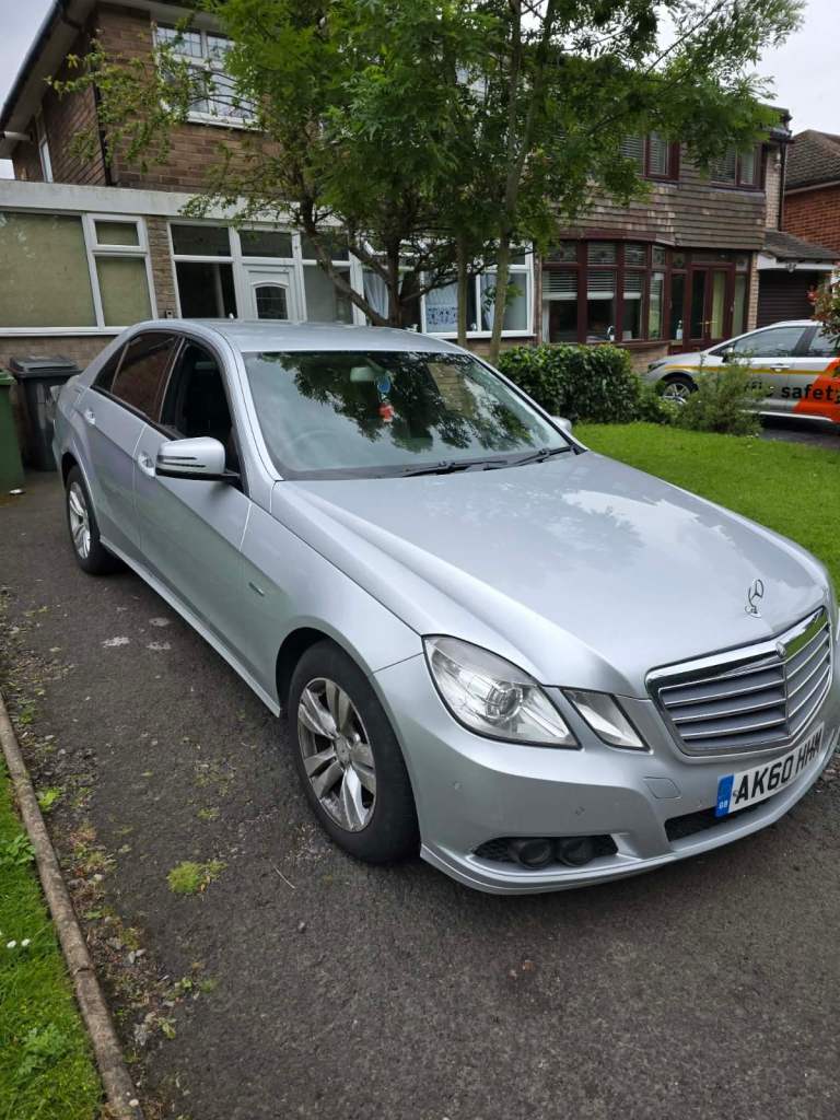 Mercedes-Benz, E CLASS, Saloon, 2010, Semi-Auto, 2143 (cc), 4 doors