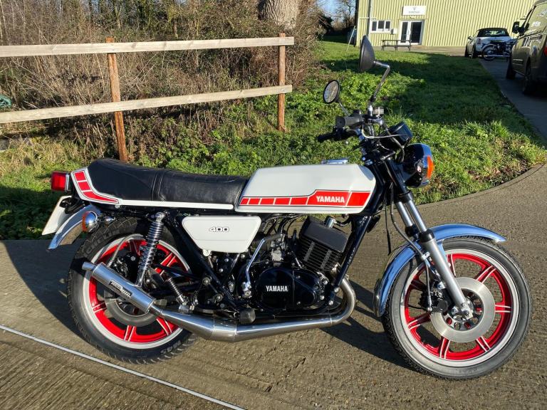 YAMAHA RD400, 1979, BEAUTIFUL EXAMPLE CLASSIC TWO STROKE, HIGGSPEED EXHAUSTS