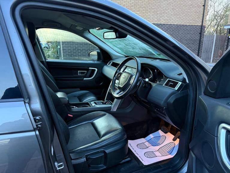 2017 Land Rover Discovery Sport 2.0 TD4 180 SE Tech 5dr Auto ESTATE Diesel Automatic