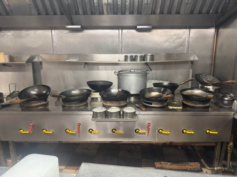 Commercial 9 Burner Chinese Wok Range – Heavy Duty Gas Cooker + 4–5 Woks