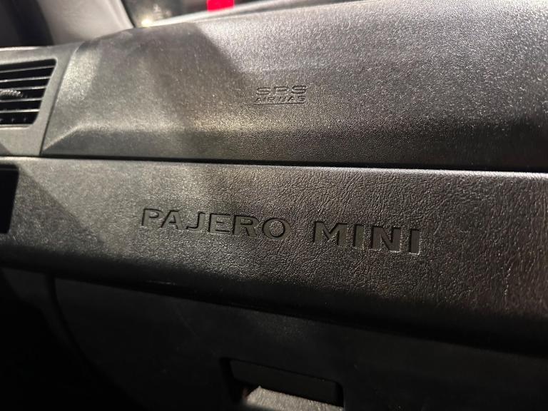 2016 Mitsubishi Pajero PETROL Manual