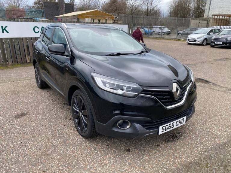 2016 Renault Kadjar 1.2 TCe Signature Nav SUV 5dr Petrol Manual Euro 6 (s/s) (130 ps) HATCHBACK P...