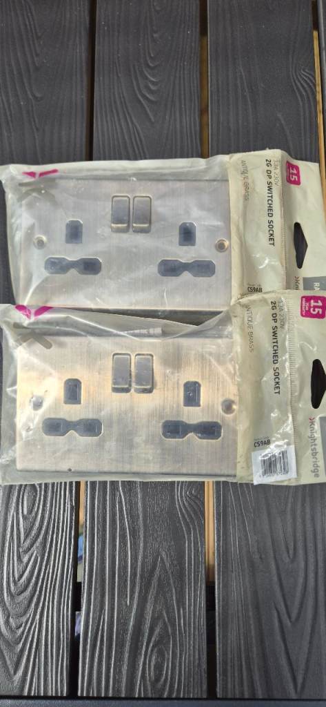 Double Sockets, chrome brush, new- Still in Packaging