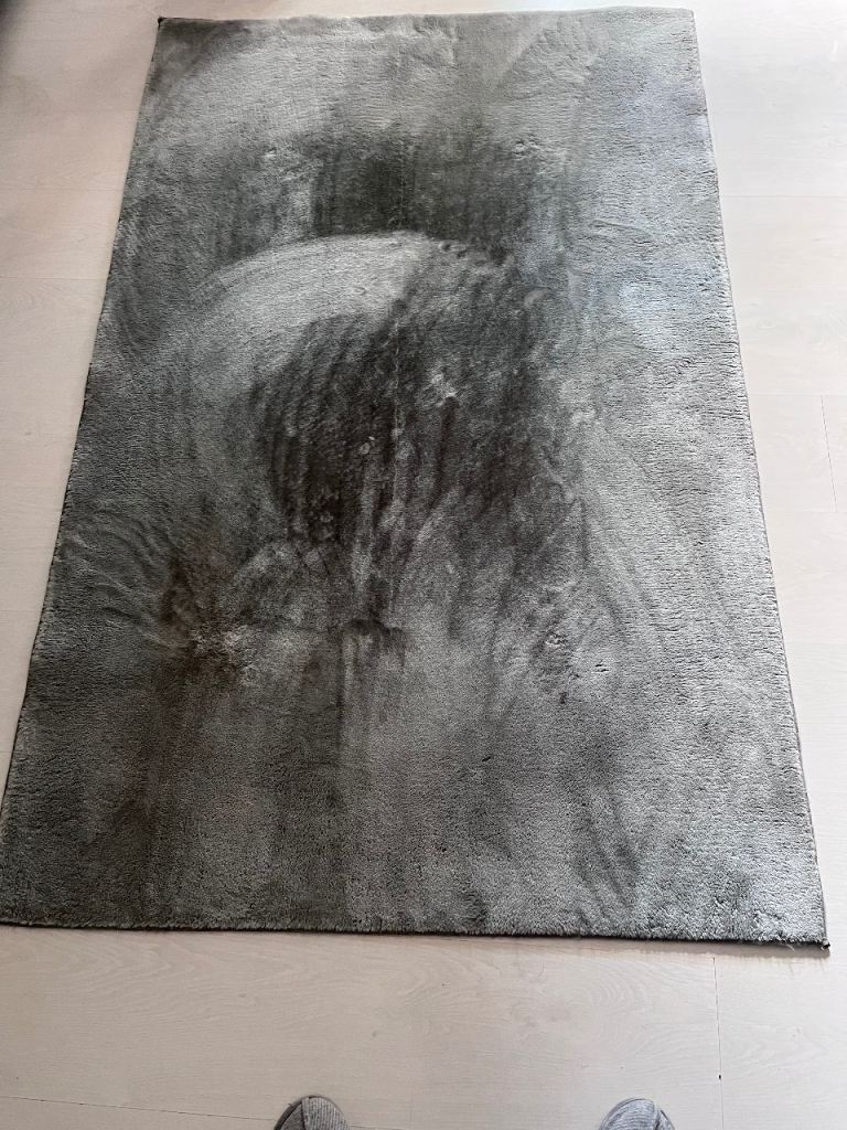 Lovely soft Grey Rug