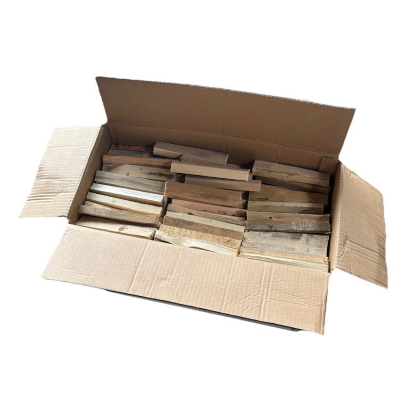 10 kg box firewood kindling b32 collection 