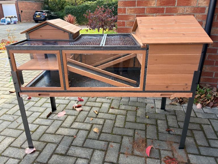 Small animal home for sale - Unused