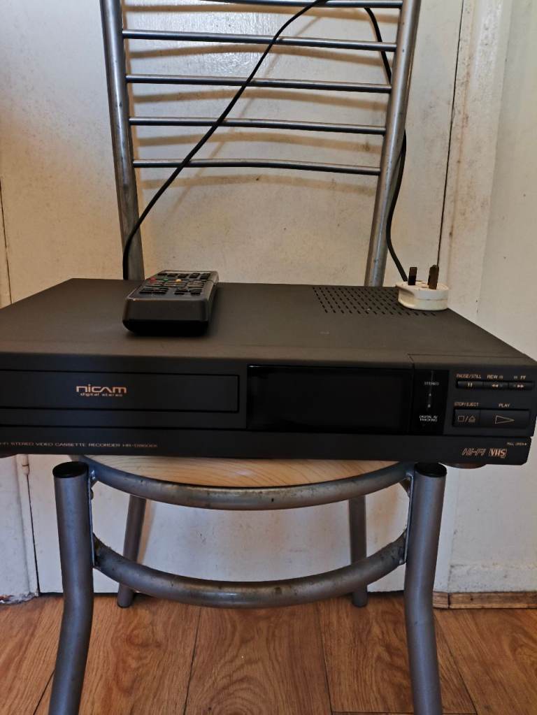 JVC Hi-Fi Stereo Video Cassette Recorder HR-D860EK/Nicam digital stereo