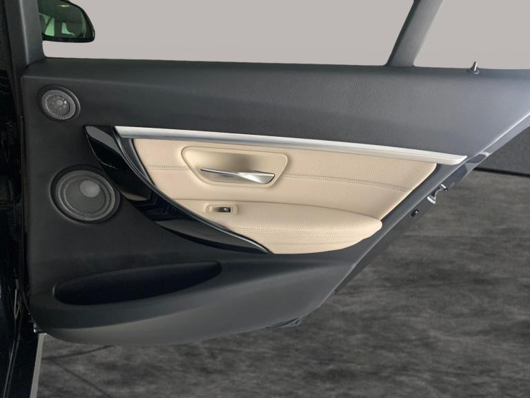 2018 BMW 3 Series 2.0 320d M Sport Shadow Edition Touring 5dr Diesel Auto Euro 6 (s/s) (190 p Est...