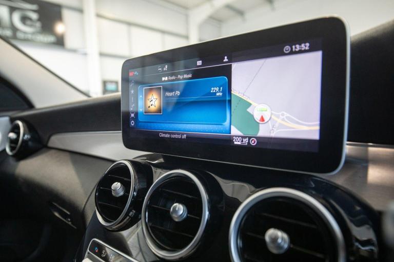  Mercedes-Benz C Class 2.0 C220d Sport Saloon 4dr Diesel G-Tronic+ Euro 6 (s/s) (194 ps) **Heated...