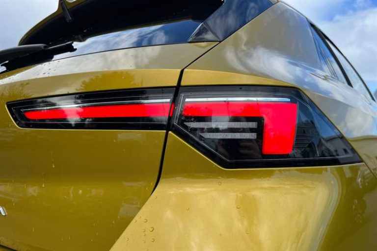 2022 Vauxhall Astra 1.2 Turbo Design Hatchback 5dr Petrol Manual Euro 6 (s/s) (130 ps) Hatchback ...