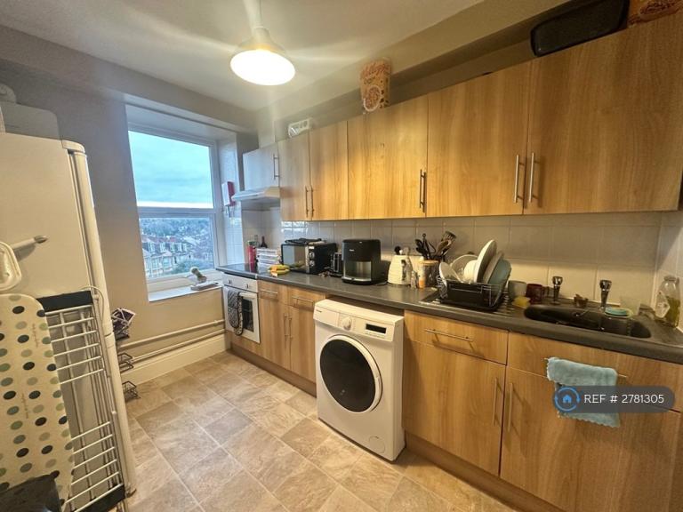 1 bedroom flat in Claremont Road, Bristol, BS7 (1 bed) (#2781305)
