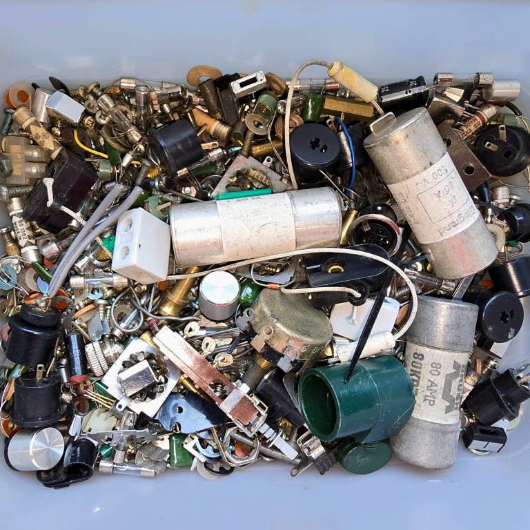 Assorted Electrical Components + 2 Unused Speakers – Ideal for Repairs, DIY, or Model Railways