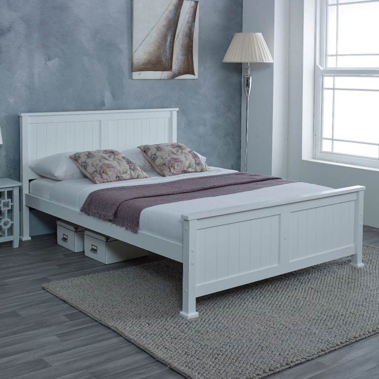 4FT Small Double White Pine Panel Bed Frame