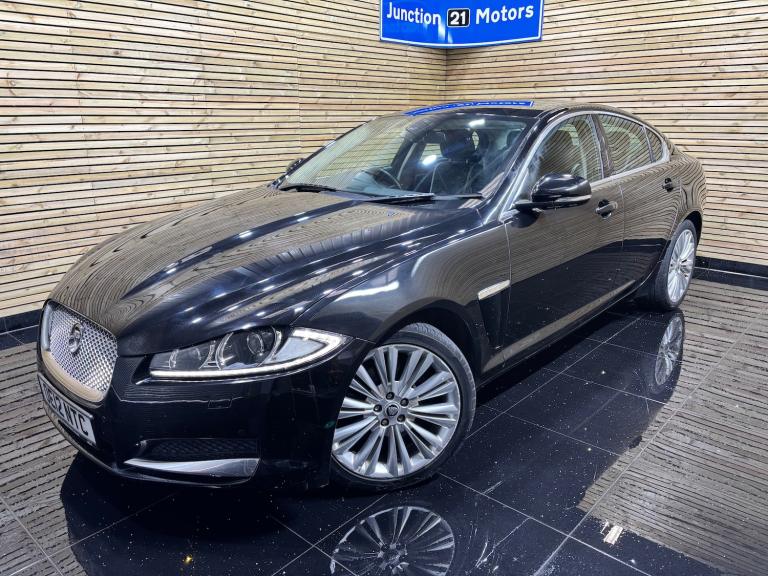 2012 Jaguar XF 3.0d V6 Portfolio Saloon 4dr Diesel Auto 8 Spd Euro 5 (240 ps)