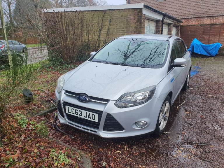 Ford, FOCUS, Hatchback, 2013, Manual, 998 (cc), 5 doors