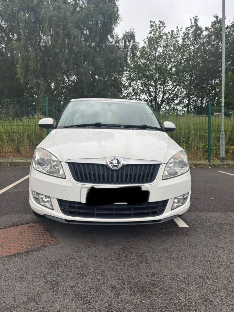 Skoda, FABIA, Hatchback, 2013, Semi-Auto, 1197 (cc), 5 doors