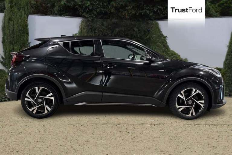 2022 Toyota C-HR 1.8 VVT-h GPF Design SUV 5dr Petrol Hybrid CVT Euro 6 (s/s) (122 ps) Automa SUV ...