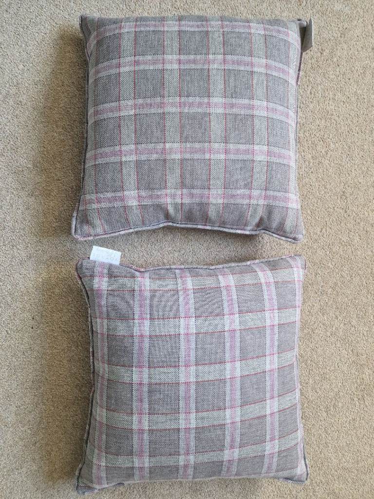 4 x Voyage Maison cushions, mauve & grey check