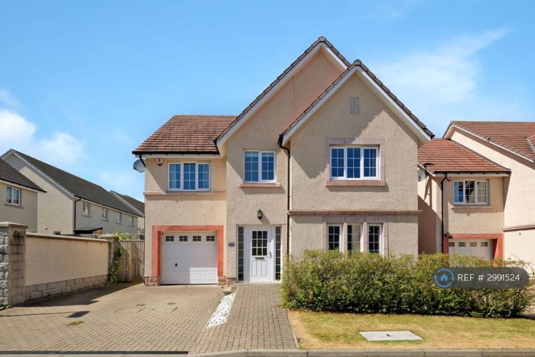 5 bedroom house in Murtle Den Drive, Milltimber, AB13 (5 bed) (#2991524)
