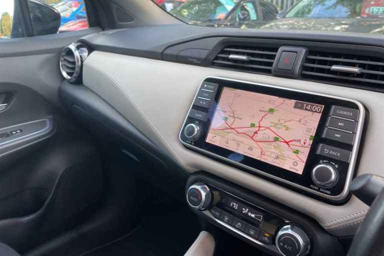 2019 Nissan Micra 1.0 DIG-T Tekna Hatchback 5dr Petrol Manual Euro 6 (s/s) (117 ps) Hatchback Pet...