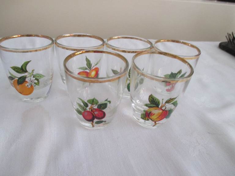 VINTAGE FRUIT IMAGES SHOT GLASSES - SIX IN TOTAL