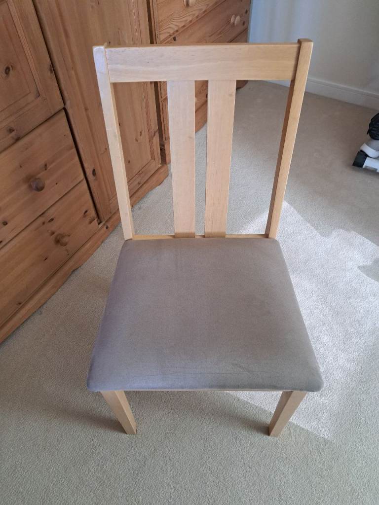 Wood dining chair