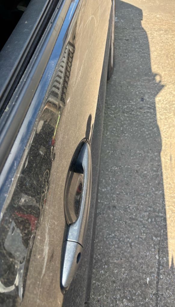 Mazda 2 2011- 2 rear door shell driver side and driver side rear doors 