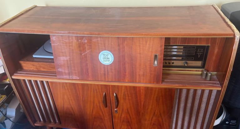 Harmonie Record Player and Radiogram