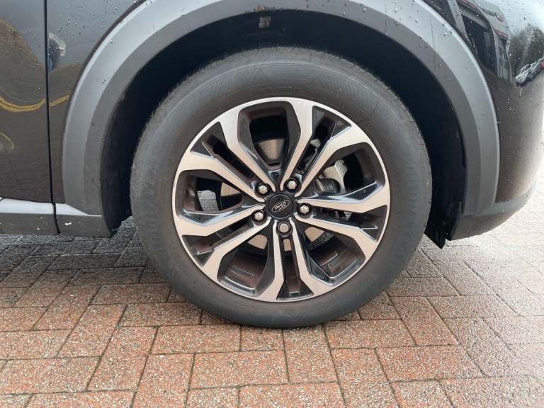 2024 Ford Puma 1.0 EcoBoost Hybrid mHEV Titanium 5dr HATCHBACK PETROL Manual