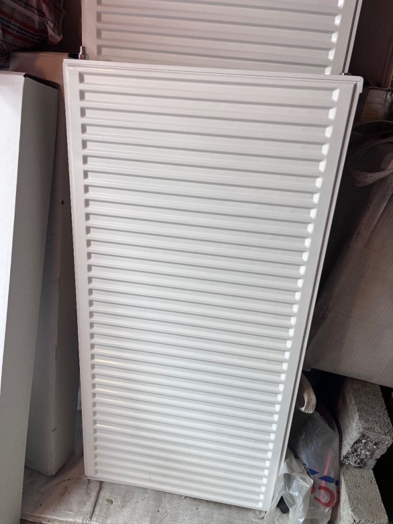 2 x Unused Radiators – £20 for Both – Edinburgh