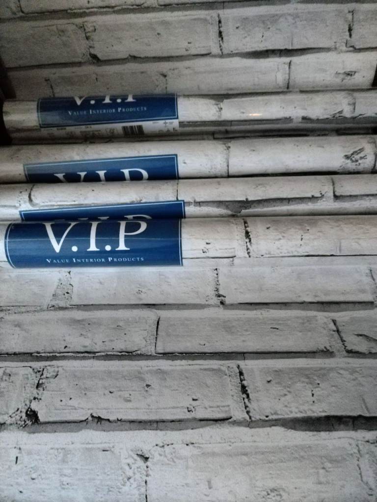4 Rolls of Brick White Wallpaper 