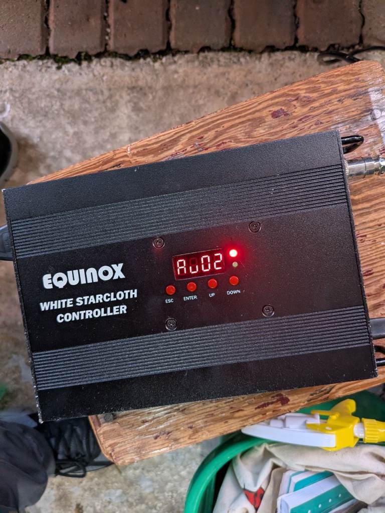 EQUINOX MK 2 DJ BOOTH WITH LOTS OF ADD ONS IN VGC 